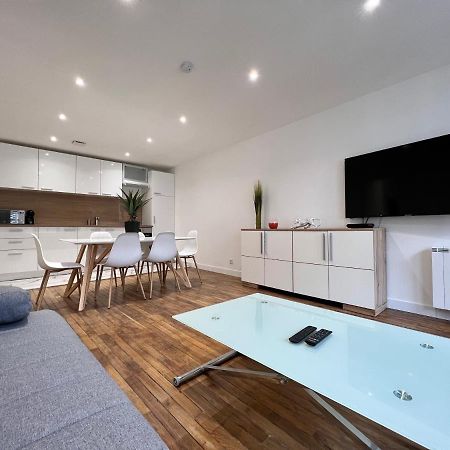 Sens - Appartement Proche Gare Et Centre Ville - Wifi Fibre - Check In Autonome - Bel Espace De Vie - Smart Tv Exterior foto